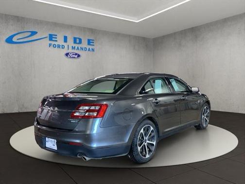 2015 Ford Taurus Limited