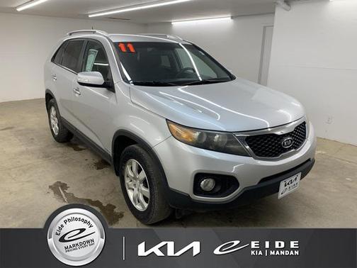 2011 Kia Sorento LX