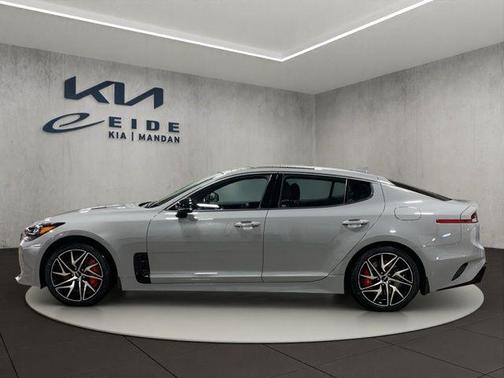 2023 Kia Stinger GT-Line