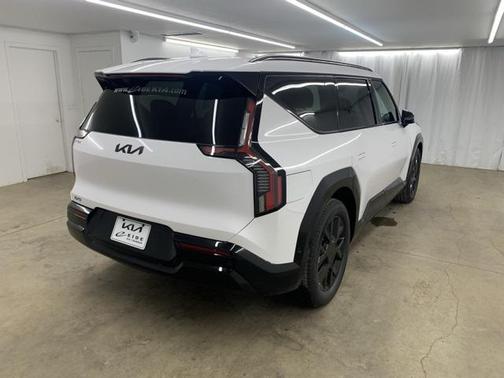 2026 Kia EV9 Land
