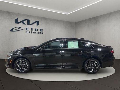Aurora Black Pearl 2026 Kia K5 GT-Line AWD