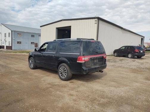 2017 Lincoln Navigator Select