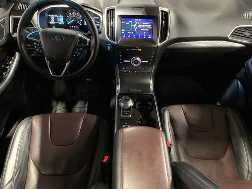 Burgundy Velvet Metallic Tinted Clearcoat 2020 Ford Edge Titanium