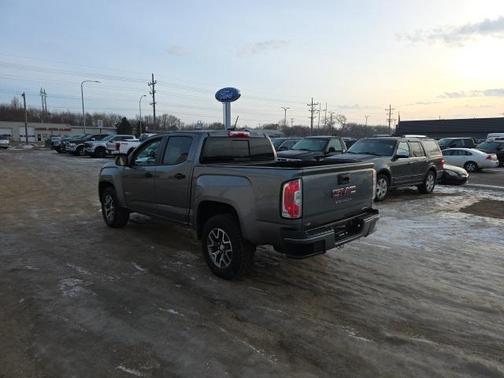 2022 GMC Canyon AT4