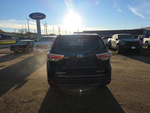 2014 Toyota Highlander Limited Platinum