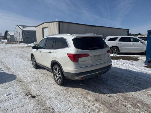 2017 Honda Pilot Touring