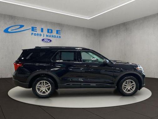 Agate Black Metallic 2026 Ford Explorer Active w/200A Pkg