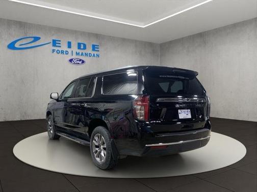 2022 Chevrolet Suburban LT