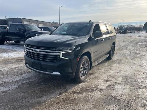 2022 Chevrolet Suburban LT