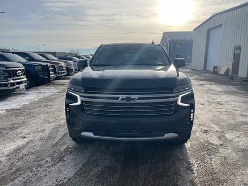 2022 Chevrolet Suburban LT