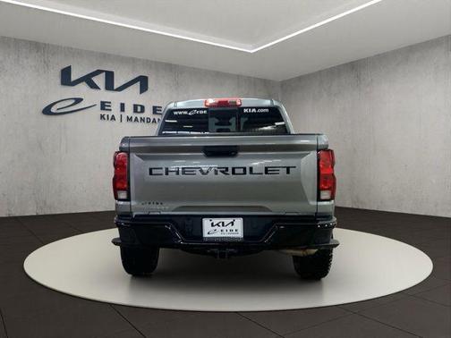 Sterling Gray Metallic 2024 Chevrolet Colorado Trail Boss