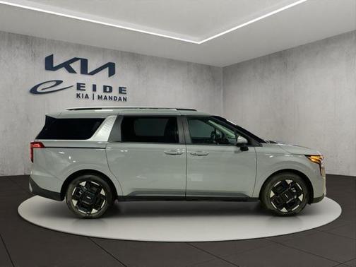 2025 Kia Carnival EX