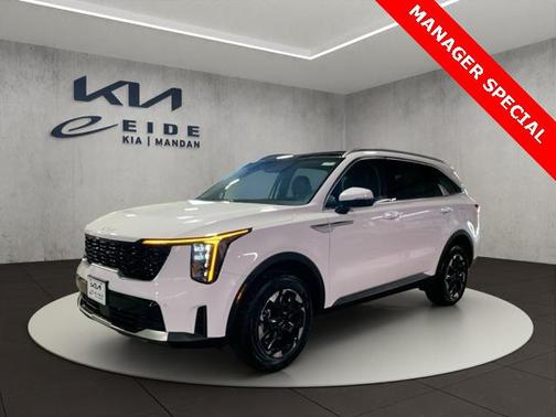 Glacial White Pearl 2026 Kia Sorento S SUV