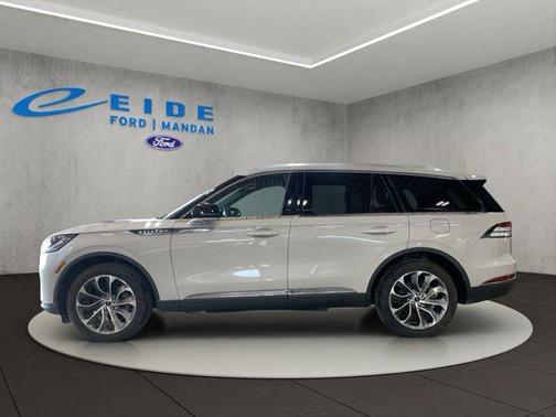 White 2025 Lincoln Aviator Reserve AWD