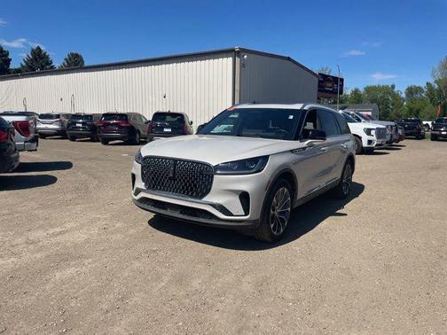 White 2025 Lincoln Aviator Reserve AWD