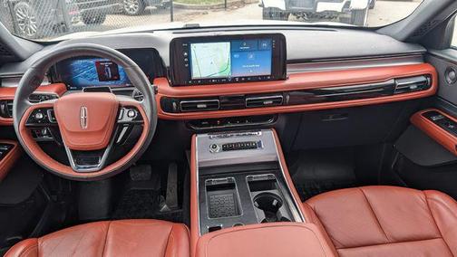 White 2025 Lincoln Aviator Reserve AWD