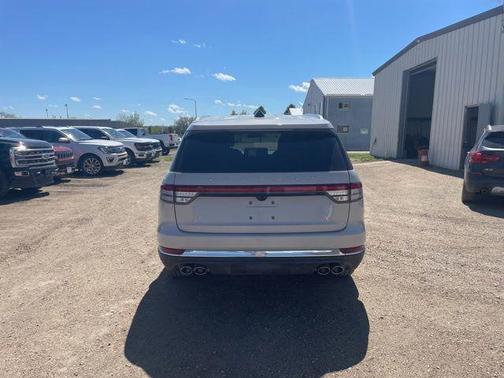 White 2025 Lincoln Aviator Reserve AWD