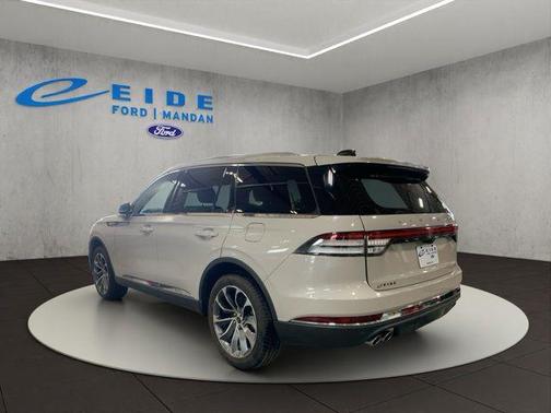 White 2025 Lincoln Aviator Reserve AWD