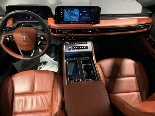 White 2025 Lincoln Aviator Reserve AWD