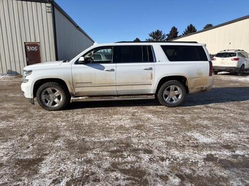 2017 Chevrolet Suburban LT
