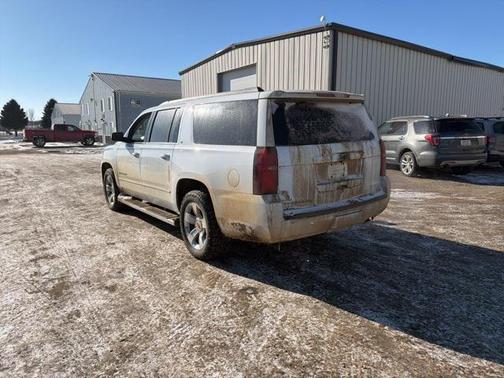2017 Chevrolet Suburban LT