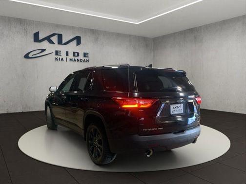 Mosaic Black Metallic 2019 Chevrolet Traverse RS