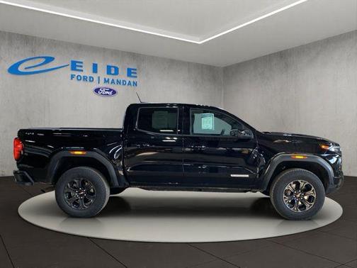 Onyx Black 2025 GMC Canyon Elevation