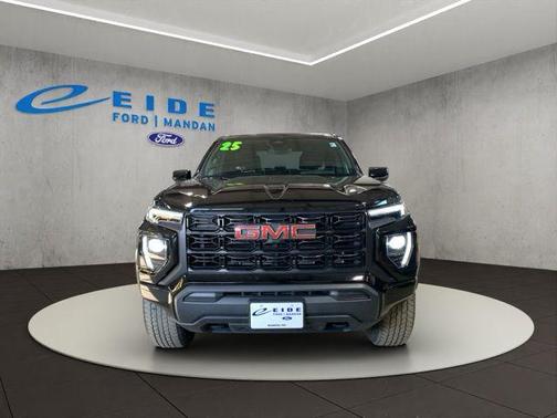 Onyx Black 2025 GMC Canyon Elevation