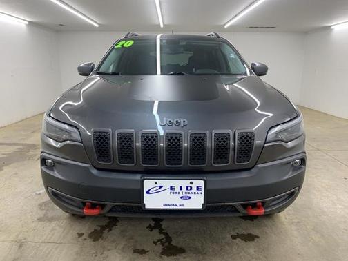 2020 Jeep Cherokee Trailhawk