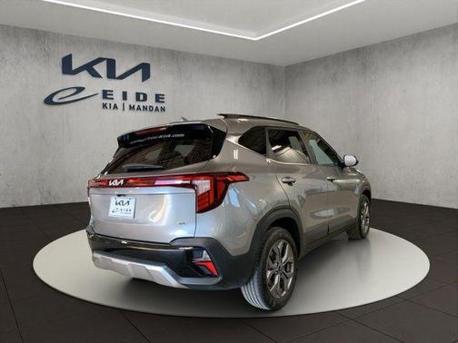 Steel Gray 2024 Kia Seltos S
