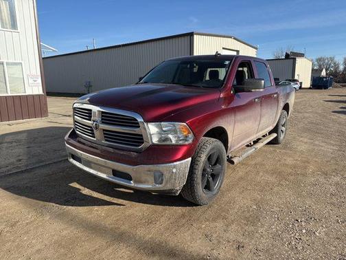 Delmonico Red Pearlcoat 2016 RAM 1500 Big Horn