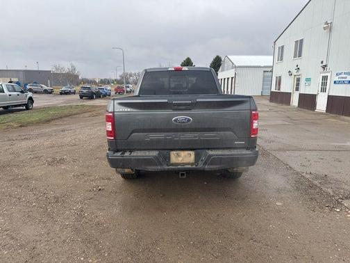 Magnetic 2018 Ford F-150 XLT