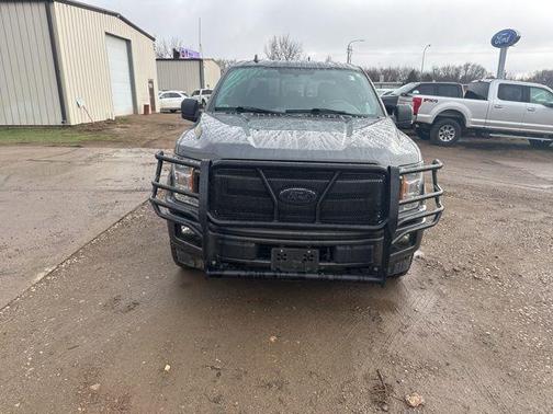 Magnetic 2018 Ford F-150 XLT
