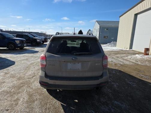 2015 Subaru Forester 2.5i Touring
