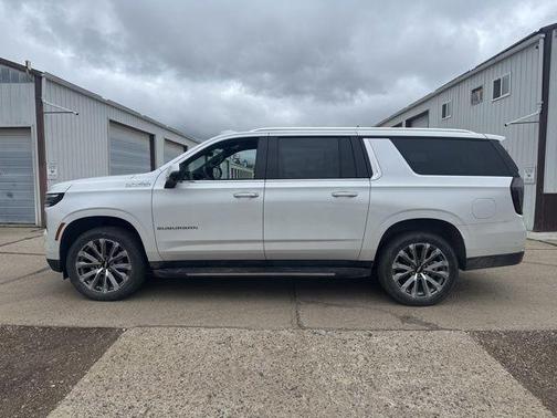 Black 2025 Chevrolet Suburban High Country