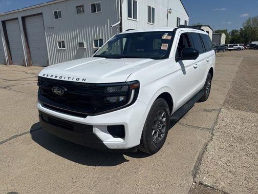 Oxford White 2025 Ford Expedition Active