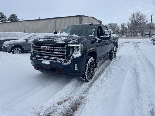 Pacific Blue Metallic 2022 GMC Sierra 2500 AT4