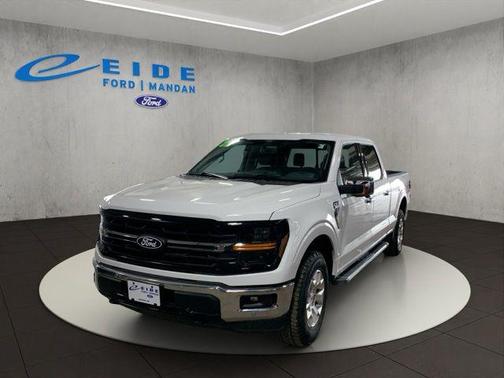 Oxford White 2025 Ford F-150 XLT
