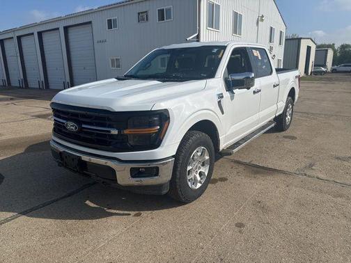 Oxford White 2025 Ford F-150 XLT