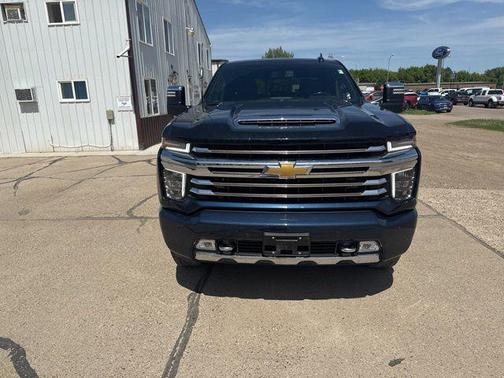 Northsky Blue Metallic 2022 Chevrolet Silverado 3500 High Country