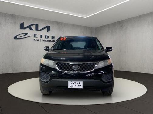 2011 Kia Sorento LX