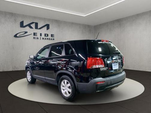 2011 Kia Sorento LX