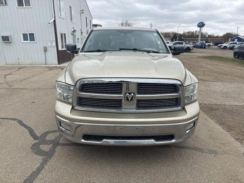 White Gold Clearcoat 2011 Dodge Ram 1500 SLT