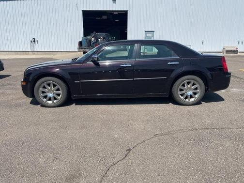 2010 Chrysler 300 Touring/Signature/Executive Series