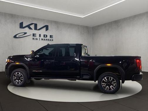 2022 GMC Sierra 2500 AT4