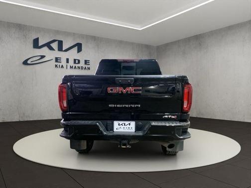 2022 GMC Sierra 2500 AT4