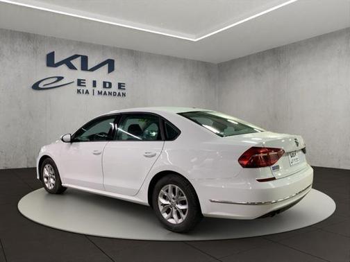 2018 Volkswagen Passat 2.0T S