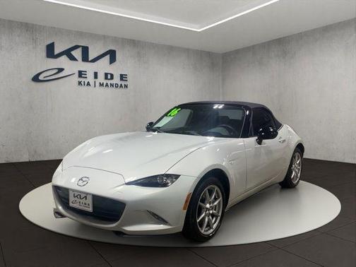 2016 Mazda MX-5 Miata Sport