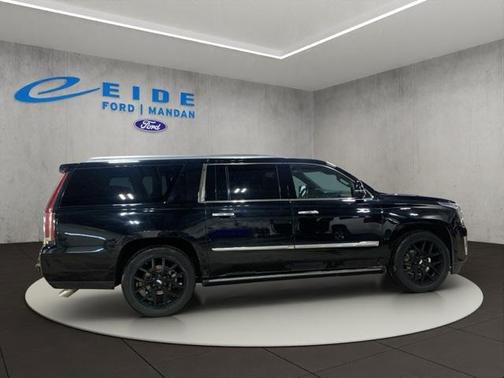 2016 Cadillac Escalade ESV Platinum