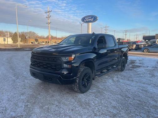 2023 Chevrolet Silverado 1500 Custom Trail Boss